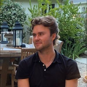 Meet your Posher, Zach